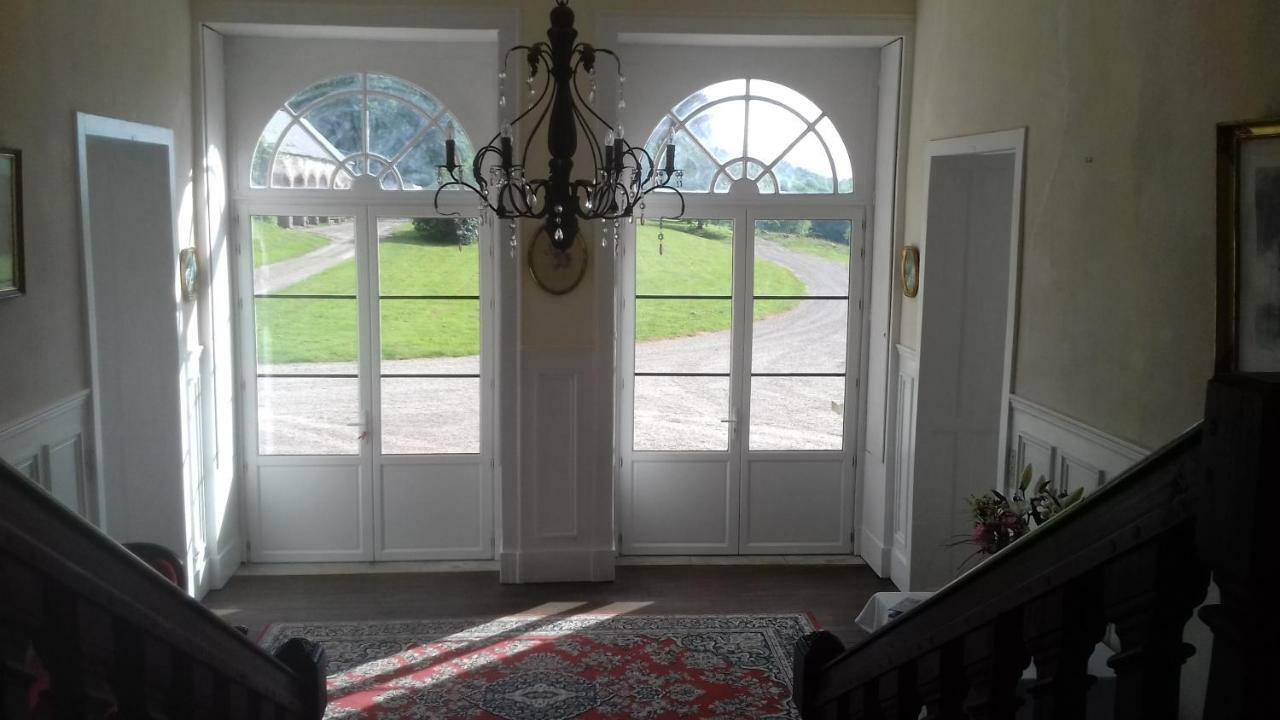 Mont-Saint-Jean  Chateau De La Lucaziere מראה חיצוני תמונה