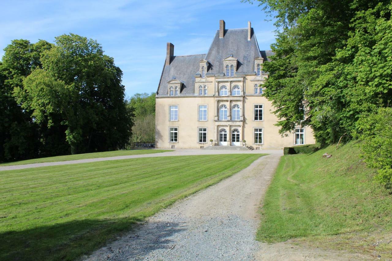 Mont-Saint-Jean  Chateau De La Lucaziere מראה חיצוני תמונה