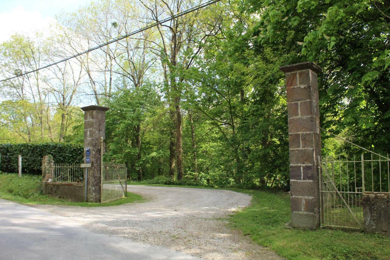 Mont-Saint-Jean  Chateau De La Lucaziere מראה חיצוני תמונה
